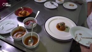 Octavio Figueroa y su reinterpretación de las albóndigas al chipotle